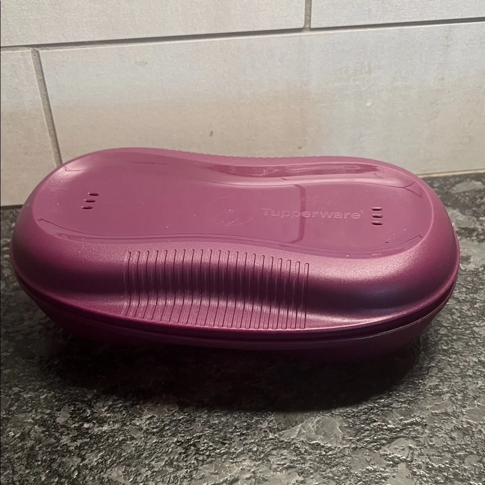 Tupperware Deep Plum microwave Breakfast Maker with cups. Like new